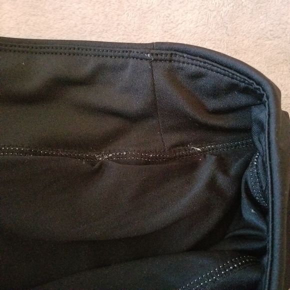 LAYER 8 Workout Shorts Gray Small - Picture 11 of 12